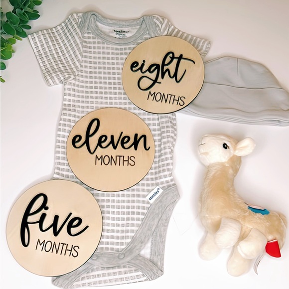 Monthly milestones Cards / photo props / wood markers - Picture 1 of 3